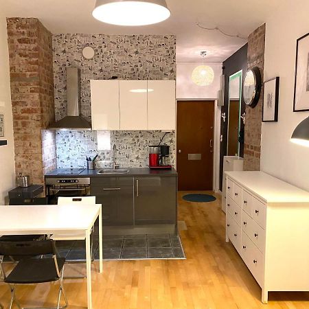 Апартаменты Cozy Gem In The Heart Of Design District Хельсинки Экстерьер фото