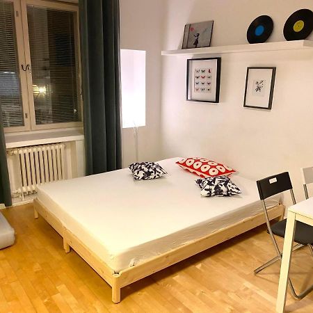 Апартаменты Cozy Gem In The Heart Of Design District Хельсинки Экстерьер фото