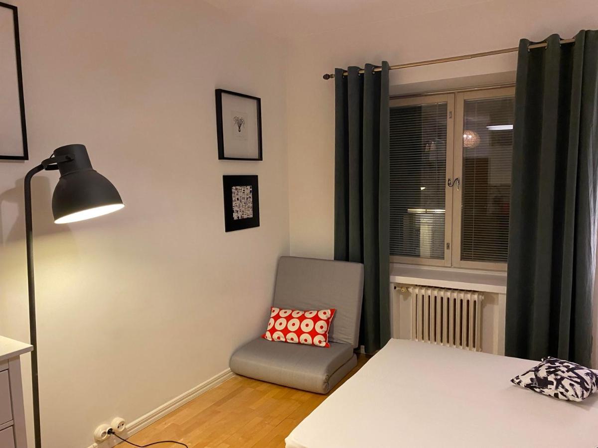 Апартаменты Cozy Gem In The Heart Of Design District Хельсинки Экстерьер фото